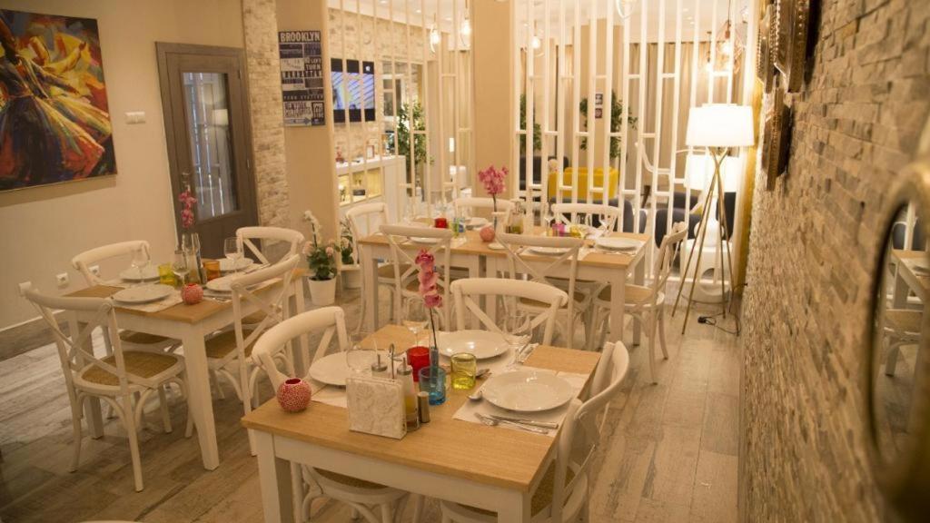 The Best Centric Hotel Нуакшот Екстериор снимка